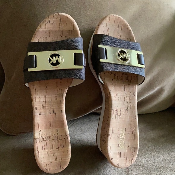 Michael Kors Shoes - MK brown wedges
